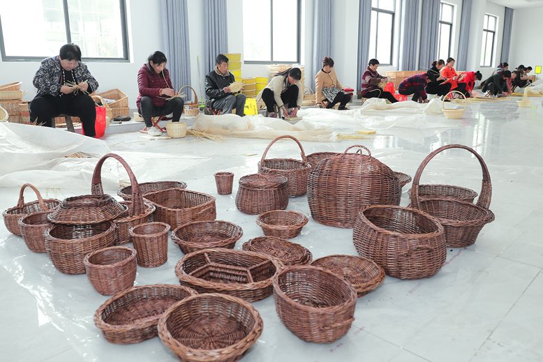 正紅鎮(zhèn)草柳編織園