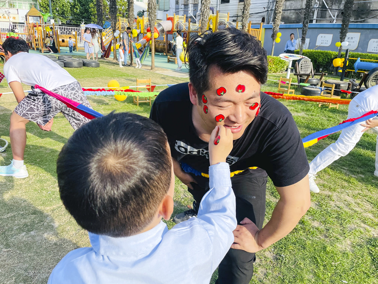 縣幼兒園舉辦親子游戲活動